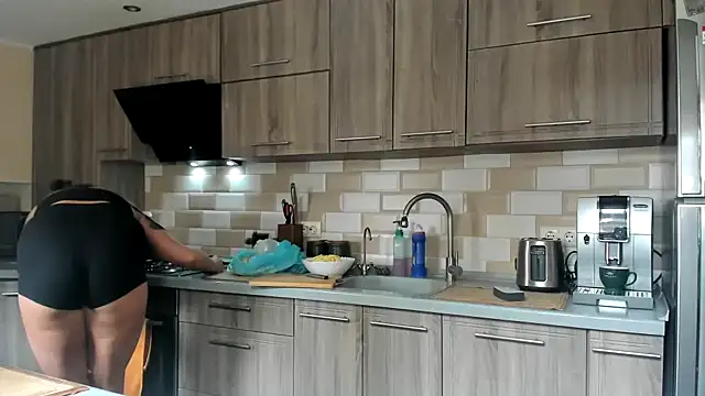 Avtosluts777 Chat XXX in diretta