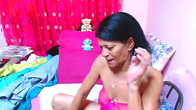 SLUTTYROXY – Naživo XXX chat