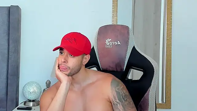 Ken_mailik1 Show in webcam