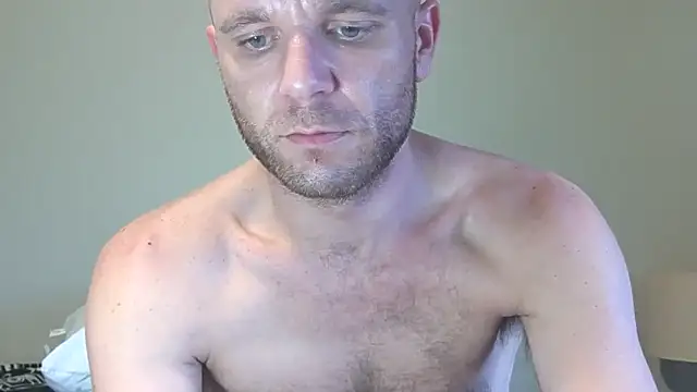 FrankieFuckMe – Live XXX-chat