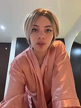 romanovanita's Live XXX Chat