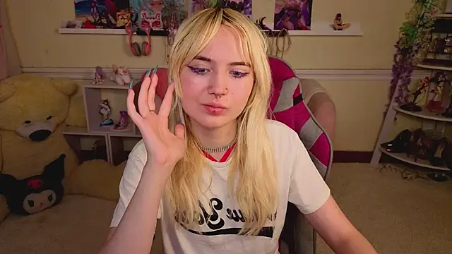 Онлайн чат XXX Iris_Ivory