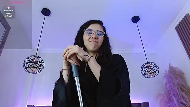 Amara_Davis1 Obrolan Langsung XXX