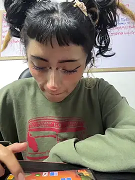 Chat +18 de baby_akuma ao vivo