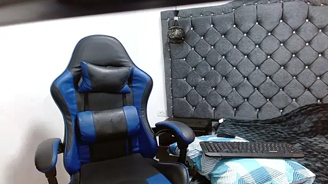 luka_big18's Live XXX Chat