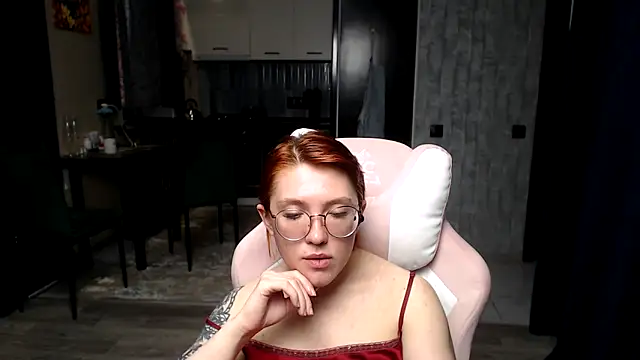 Reginasmilee – Naživo XXX chat