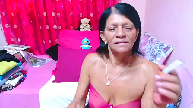 SLUTTYROXY: онлайн-секс-чат