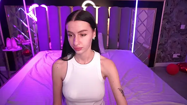 Snow_WhiteeeX's Live XXX Chat