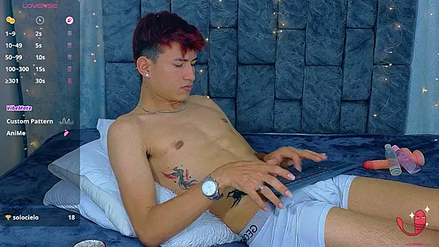 NicolasTorrez Webcam Show