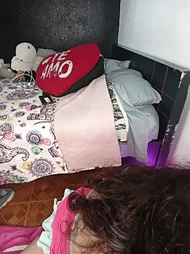 دردشة ValeriaSalvino الجنسية المباشرة