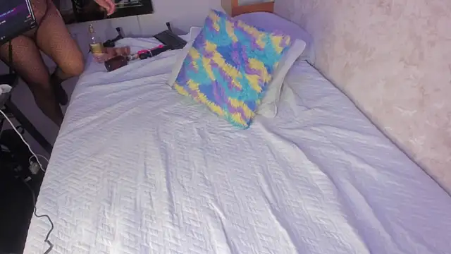 Mia_and_lexy: διαδικτυακό σόου στην κάμερα