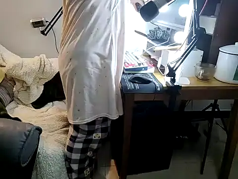 AngelwithEcup: απευθείας συνομιλία ΧΧΧ