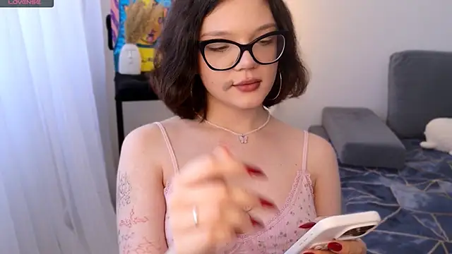 Sweety_cheeky Adlı Modelin Canlı XXX Sohbeti