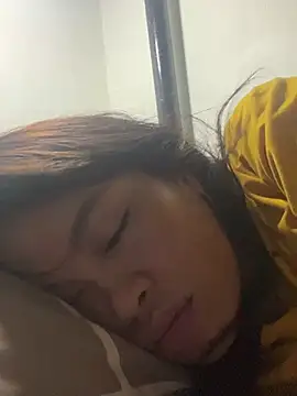 pinay4uwithagoodheart Adlı Modelin Canlı XXX Sohbeti