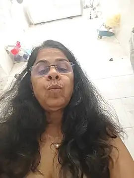 NakedMILFx Live XXX Chat