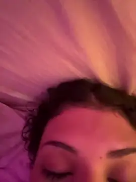 luludoll_ webkamerás műsora