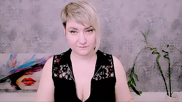 Czat XXX na żywo – Djullia