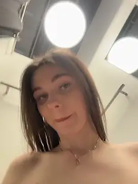 Ttixmila's Live XXX Chat