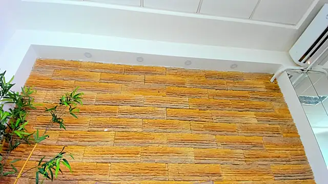 Cupcake_Izzy Chat XXX in diretta