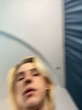 lucidangelok1: онлайн-секс-чат