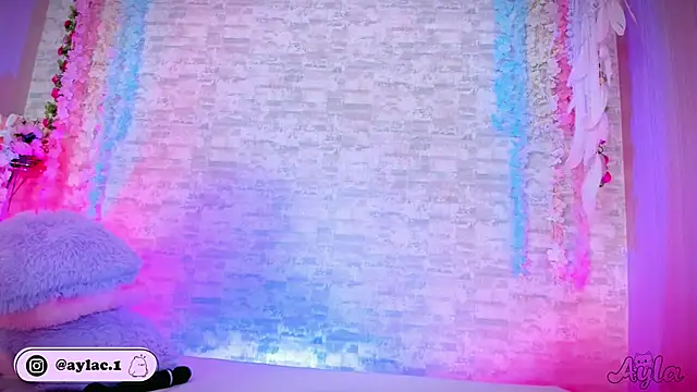 ayla_lux Chat XXX in diretta