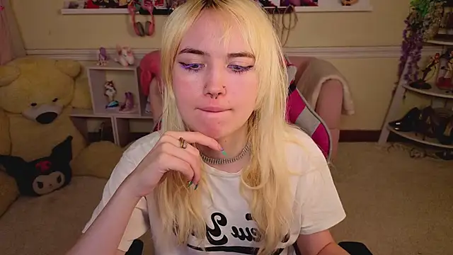 Chatroom XXX en direct de Iris_Ivory