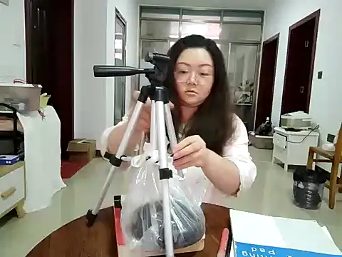 Czat XXX na żywo – AngelwithEcup