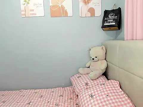 Anne_the_virginのウェブカメラショー