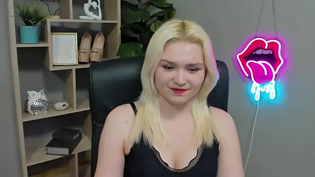 Chat XXX en directo de SweetLilyxo