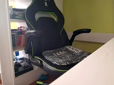 feathersify: вебкам-шоу