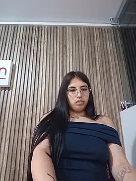 Czat XXX na żywo – Valk_submissive