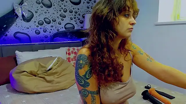 AlmaFancy's Live XXX Chat