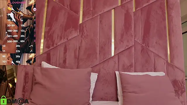 SelenaDaze Live XXX Chat