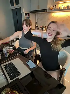 Webkamerová show Nura_n_Sarah