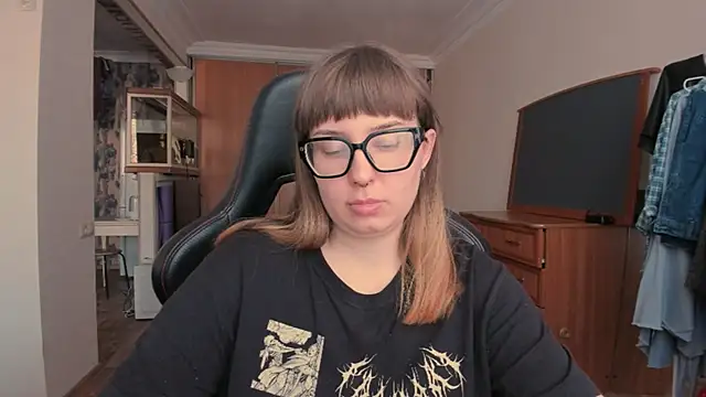 Czat XXX na żywo – just_fucked777