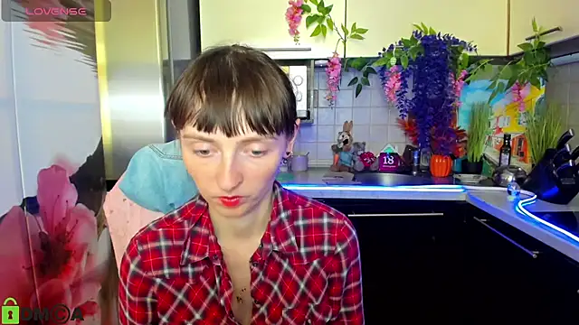 Chat +18 de TayanaJons ao vivo