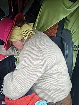 Živý XXX chat Hot-Muci