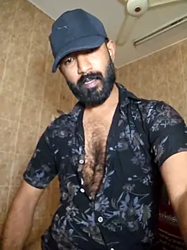 Bigkannan: διαδικτυακό σόου στην κάμερα