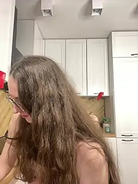 MartiniiSelenna élő XXX-chatje