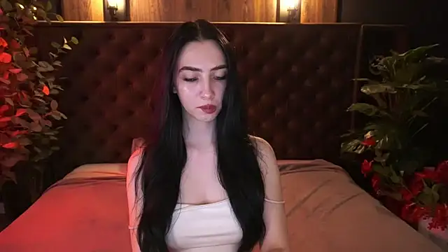 WildKittenX_ Adlı Modelin Canlı XXX Sohbeti