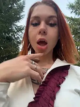 RosieSecret Adlı Modelin Canlı XXX Sohbeti