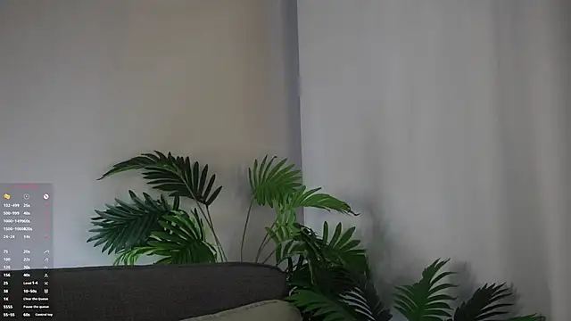 ClarineCasebolt Adlı Modelin Canlı XXX Sohbeti