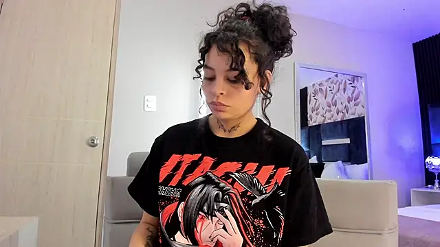 KatherineGomez's Live XXX Chat