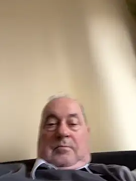 csikar's Live XXX Chat