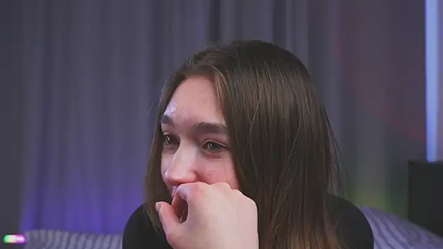 Czat XXX na żywo – Leyla_crsh