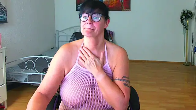 XXX chat uživo modela Sylly