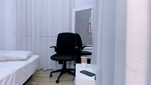 ViictoriiaSaenz's Live XXX Chat