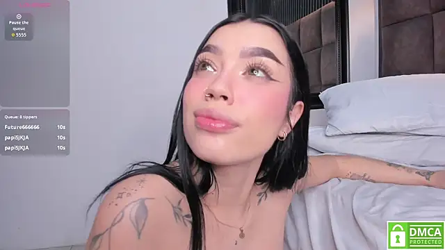 Scarlet__Jones_'s Live XXX Chat