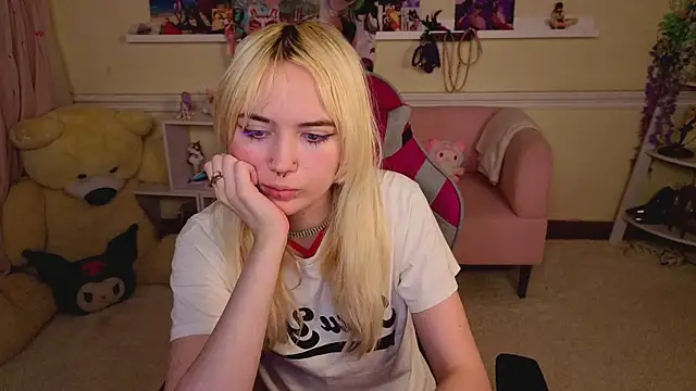 Iris_Ivory's Live XXX Chat