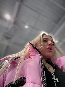 pinkstar_ Adlı Modelin Web Kamerası Şovu